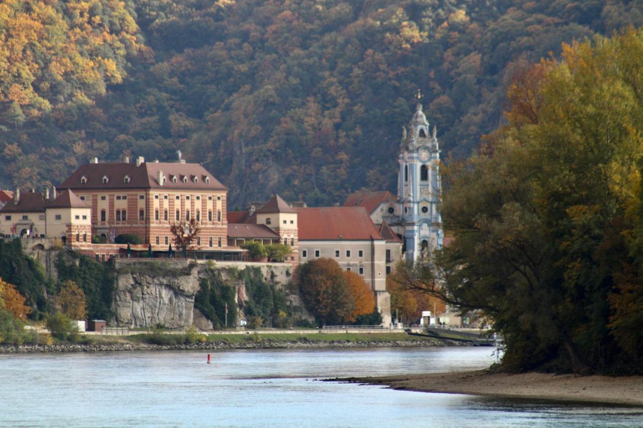 Haus-Donau In Der Wachau Aggsbach Exterior foto